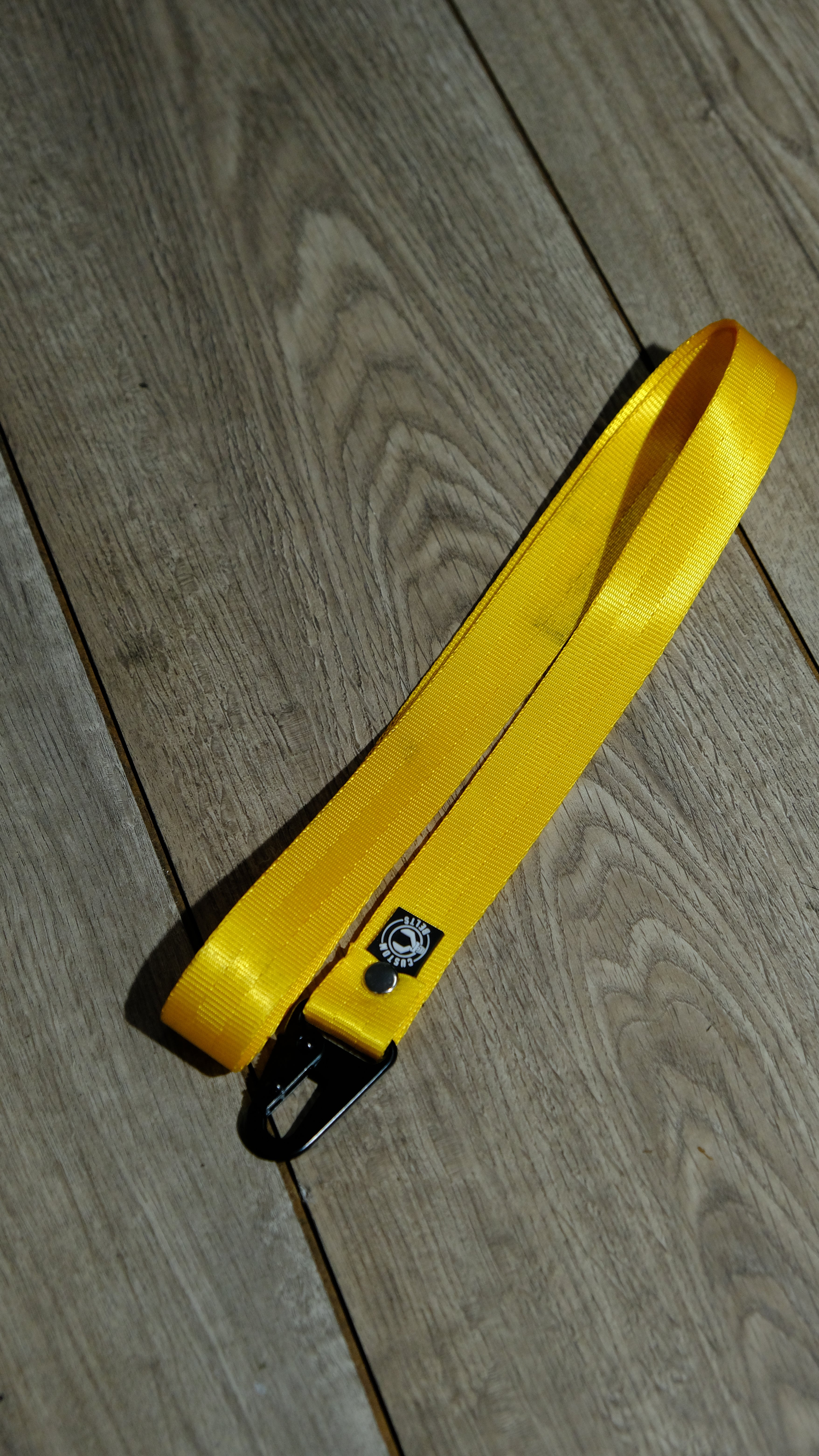 Lanyard Único: Estilo y Durabilidad en un Solo Accesorio