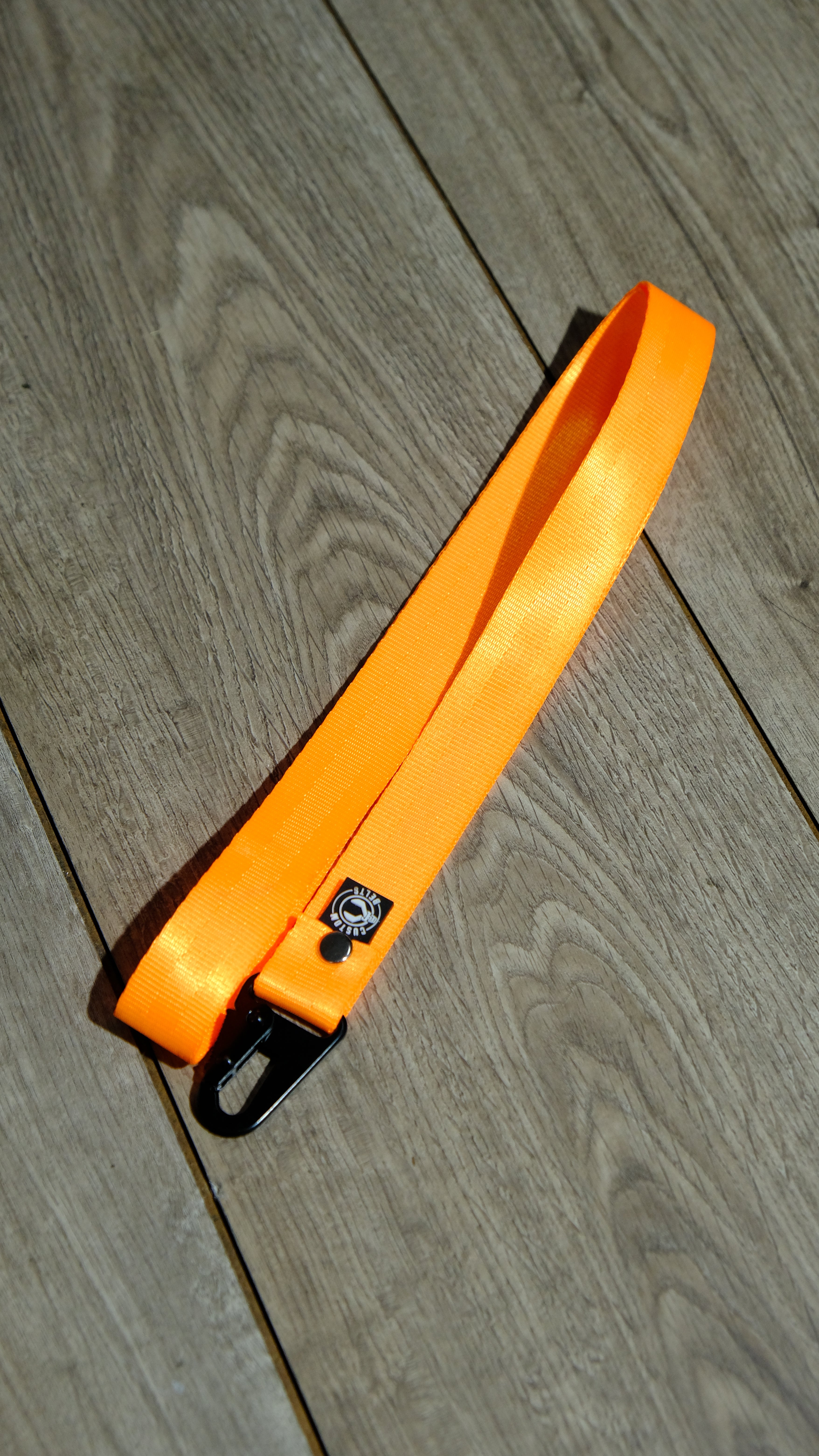 Lanyard Único: Estilo y Durabilidad en un Solo Accesorio