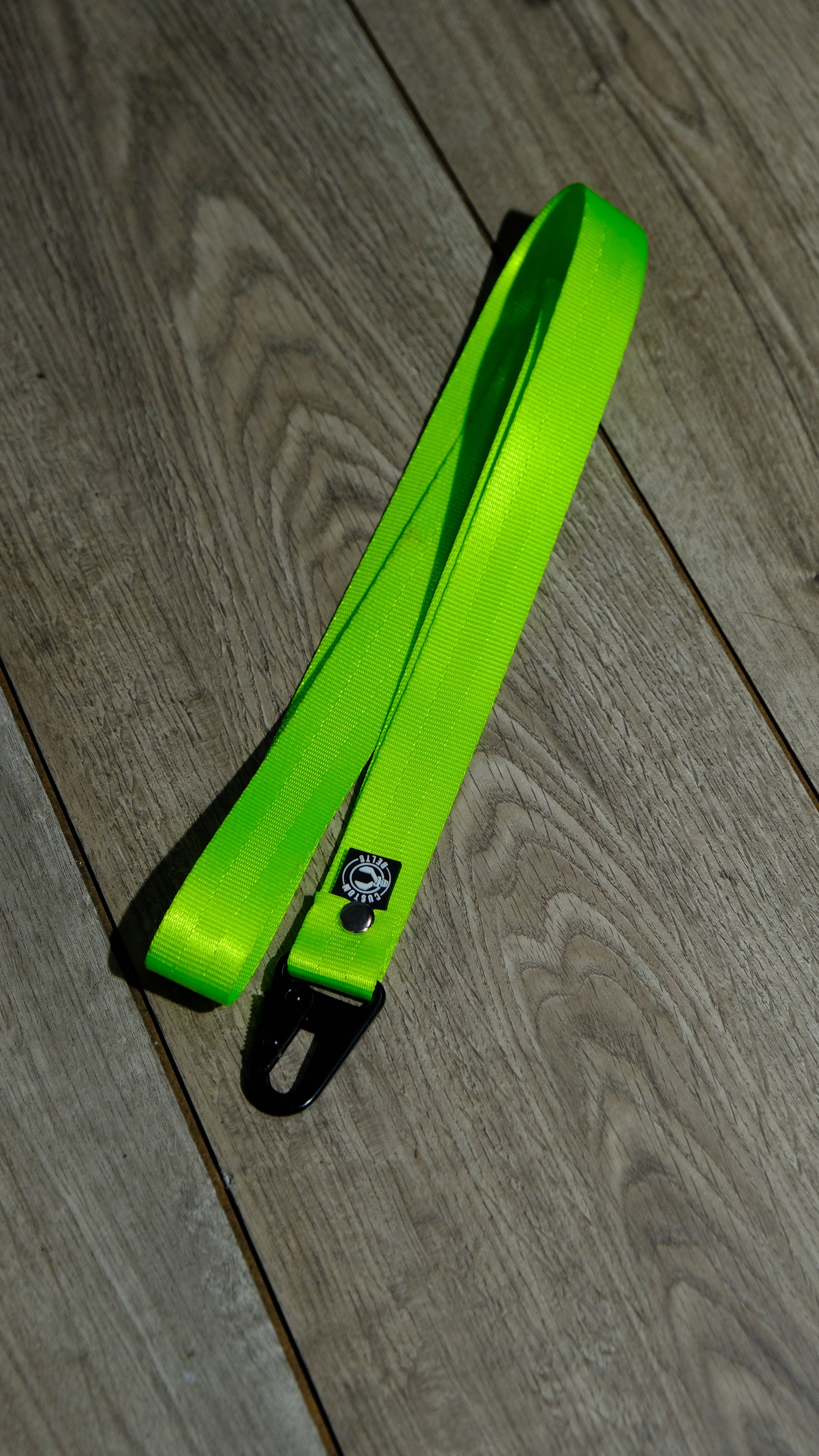 Lanyard Único: Estilo y Durabilidad en un Solo Accesorio