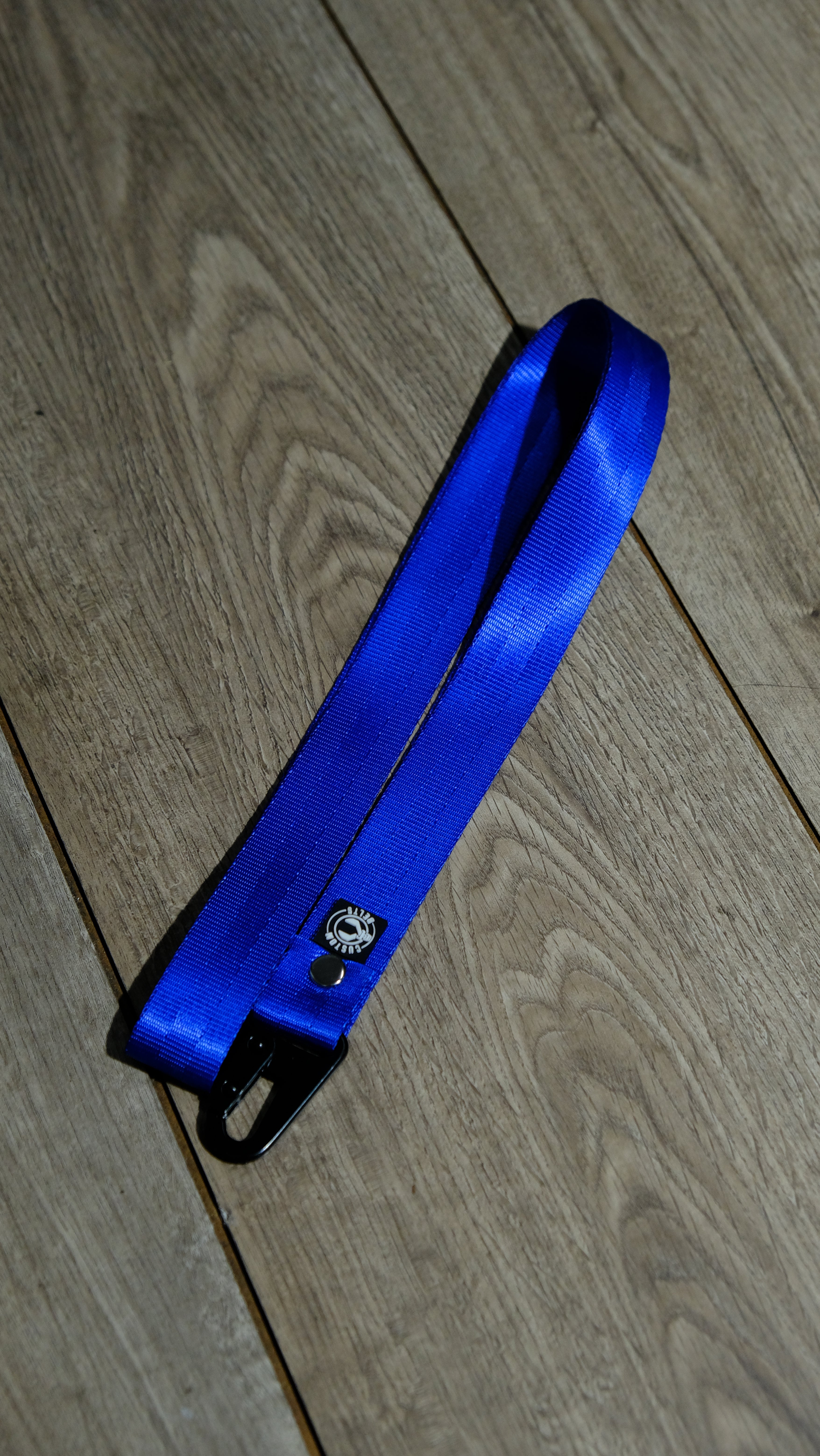 Lanyard Único: Estilo y Durabilidad en un Solo Accesorio