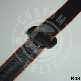Cinta de cinturón color N43 · Negro con ribete naranja